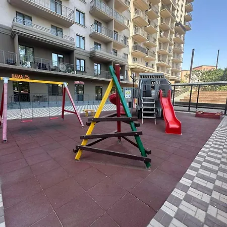 в одессе рядом с аркадией есть все удобства хорошая инфраструктура все рядом
